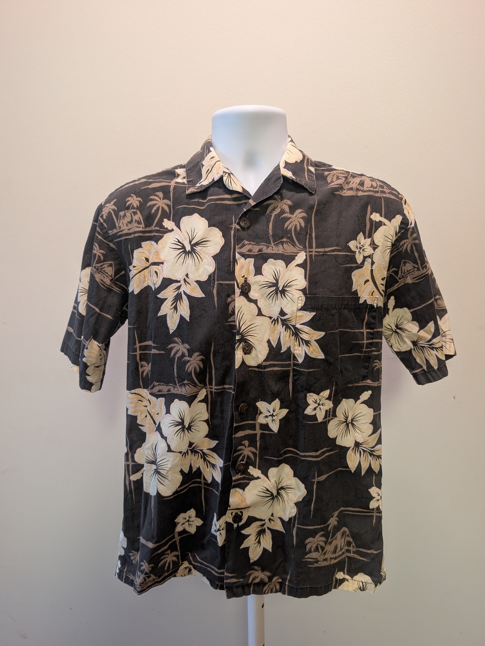 Hilo Hattie Black Hawaiian Shirt with Cream Floral Print